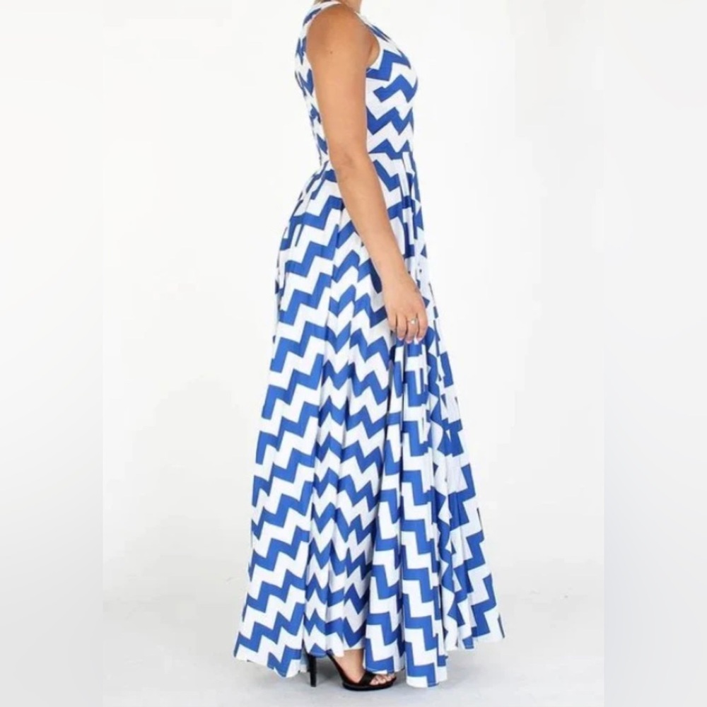 🔥🔥Beach Bluee Maxi🔥🔥 - Picture 5 of 5